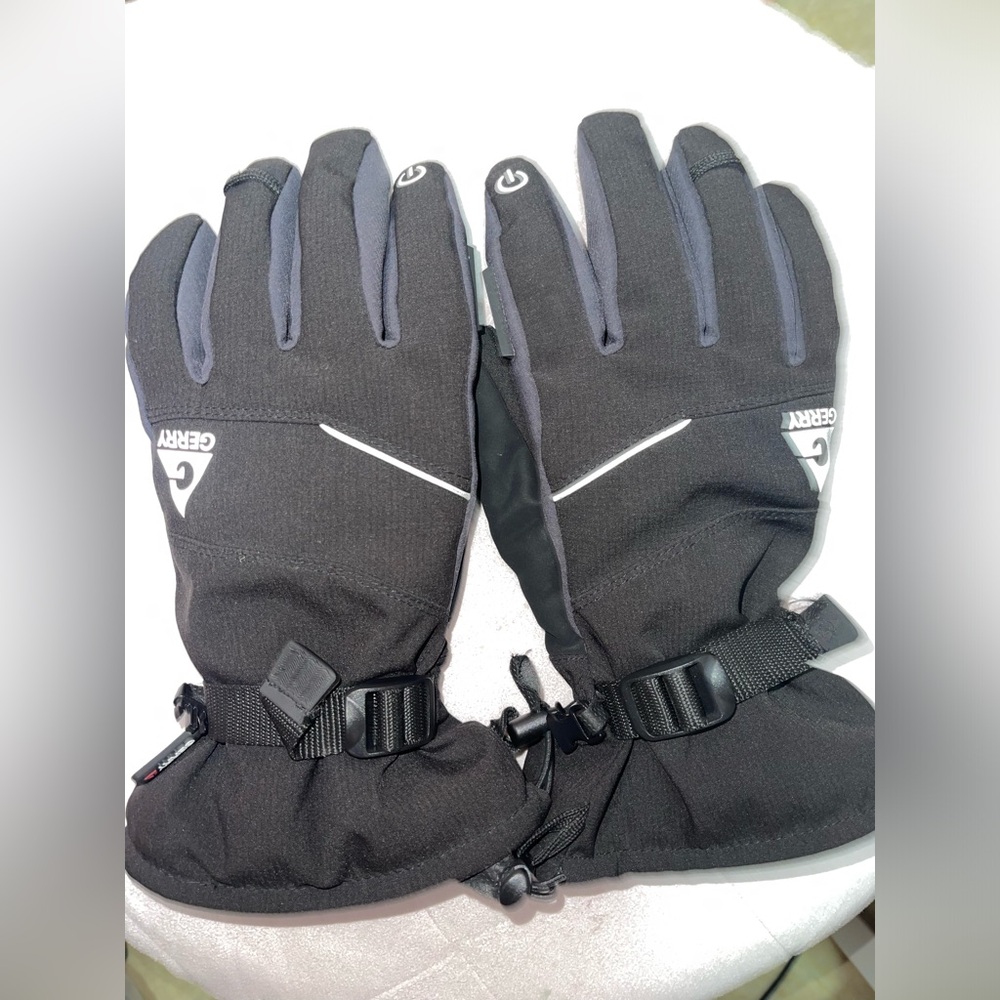 GERRY GLOVES